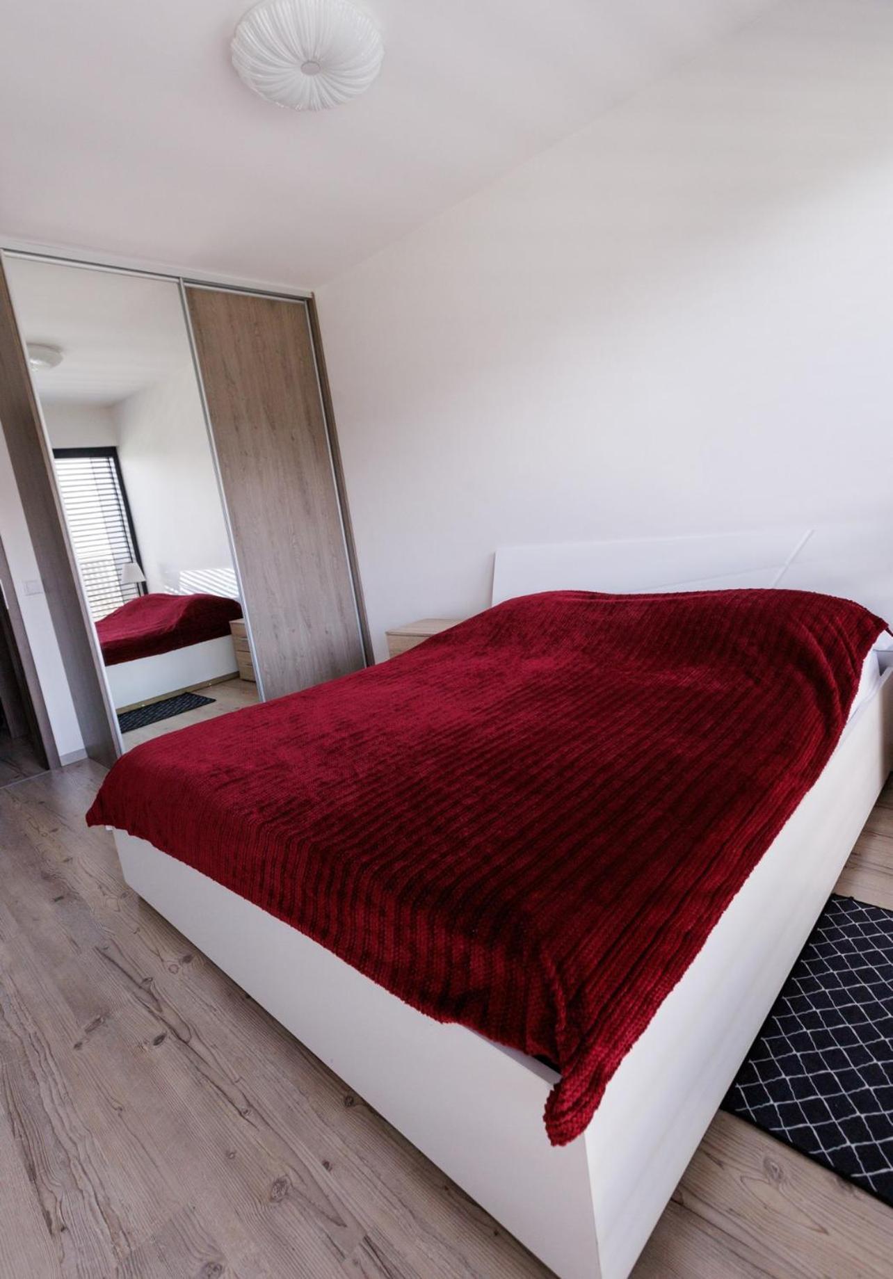 Miracle Apartamento Bratislava Exterior foto