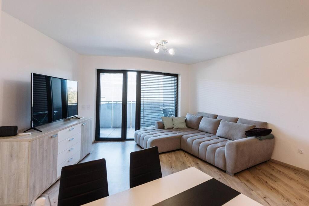 Miracle Apartamento Bratislava Exterior foto